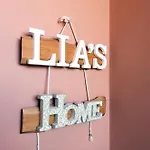 Lia\'S Home Two
