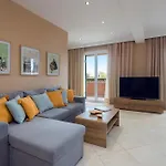 Lia\'S Home Two